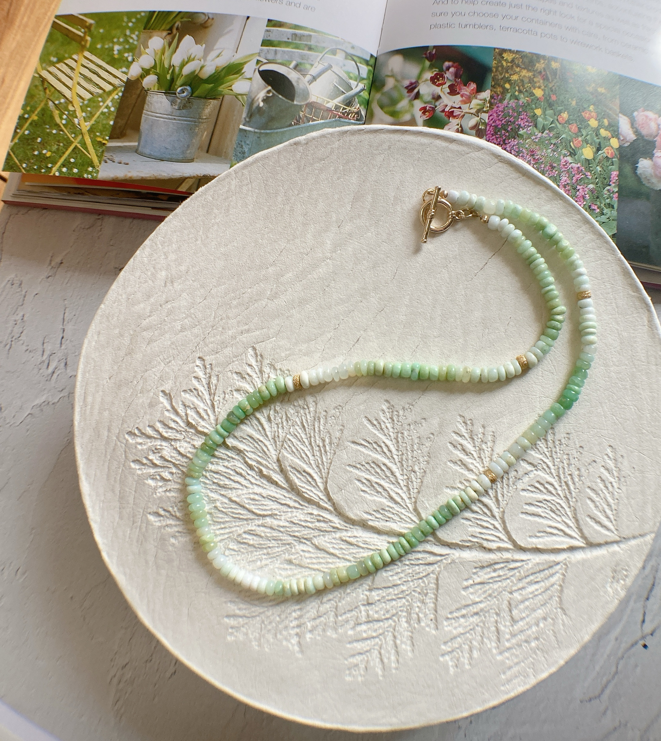 グリーンオパールのネックレス