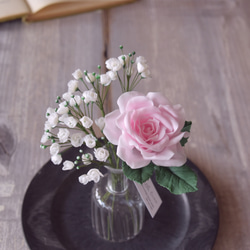 ◆粘土のお花◆　薔薇＆カスミソウ　（ライトピンク）B988 6枚目の画像