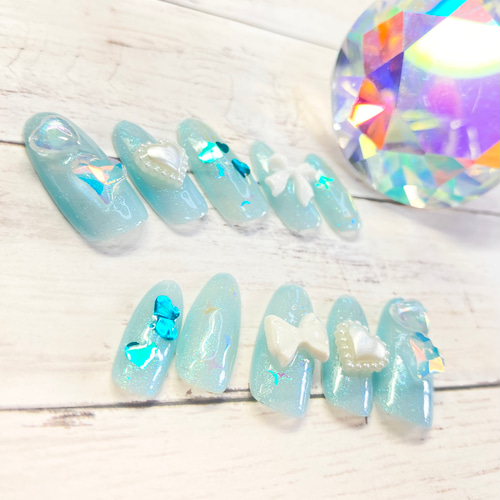 ♡リボンとハートのブルーネイル♡ ネイルチップ　ハンドメイド 現品】ネイルチップ リボン 手描きハートネイル ブルーネイル