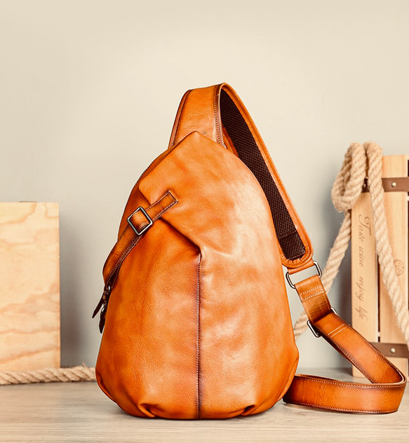 ボディバッグ　本革　牛革　メンズ　ワンショルダー　ブラウン　男性へのプレゼントに☆ 