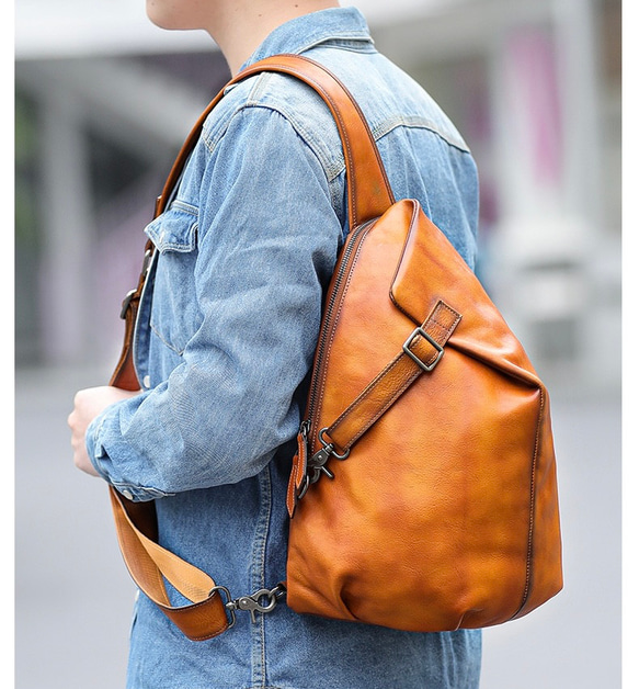 ボディバッグ　本革　牛革　メンズ　ワンショルダー　ブラウン　男性へのプレゼントに☆ 