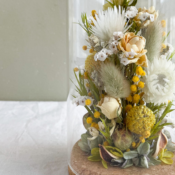 お花を閉じ込めたガラスドーム（ミモザ) ボトルフラワー　結婚祝い　引越し祝い　ギフト　結婚祝い　母の日 6枚目の画像