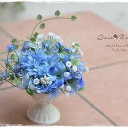 【Creema限定】母の日ギフト・ブルーの紫陽花とガーベラのブルー×ホワイトの涼やかなブリキアレンジ 8枚目の画像