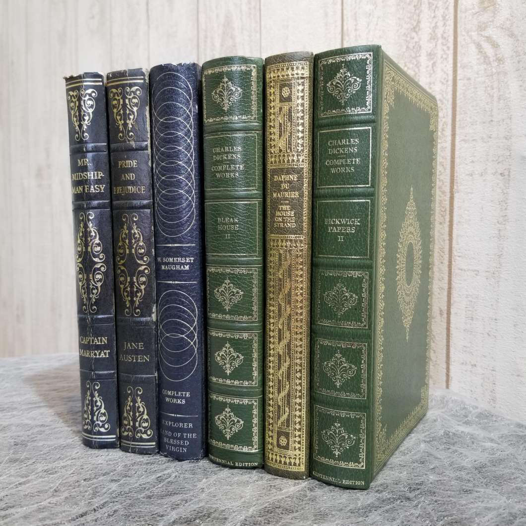 1868年〜 重厚感あふれる！キャメル系革製背表紙のアンティーク