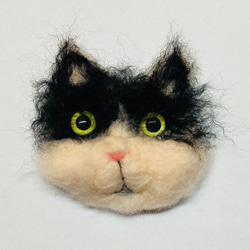羊毛フェルトの猫シリーズ～手作りピンズ 4枚目の画像