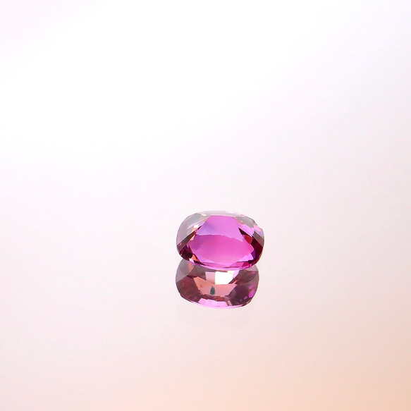 ルビー　ショッキングピンク　クッションミックスカット　ルース　鑑別書付き　0.291ct 宝石　GEM 7枚目の画像