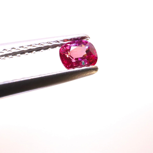 ルビー ショッキングピンク ルース 鑑別書付き 0.291ct 宝石 GEM