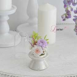 【小さめ仏花】2色の小菊のプリザーブドフラワードーム仏花、お供え花／お悔み 新盆／ガラスドーム取り外し可能／ペット用仏花 4枚目の画像