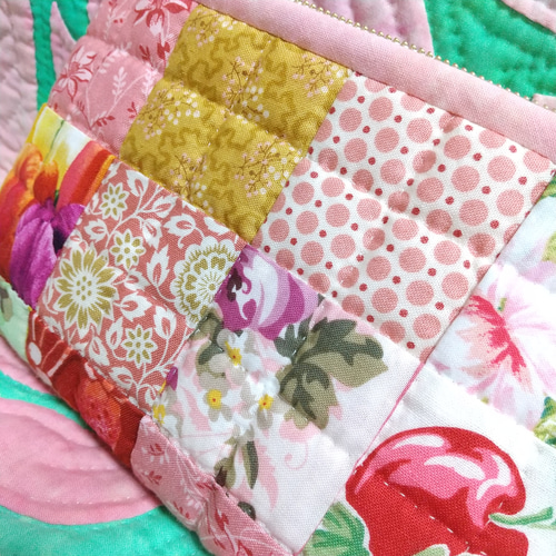 完成品】桜ポーチ パッチワークキルト キルトポーチ ポーチ 完成品】桜ポーチ パッチワークキルト キルトポーチ ポーチ
