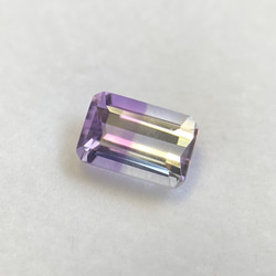 バイカラークォーツ ルース 0.60ct ブラジル産 2枚目の画像