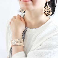 藤編耳環/耳墜◇2種可選♪適合搭配夏裝和浴衣，能點亮臉龐的大飾品♡ 第8張的照片