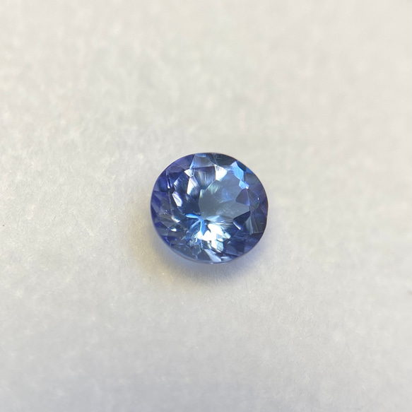 タンザナイト ルース 0.37ct 4.5mm タンザニア産 3枚目の画像