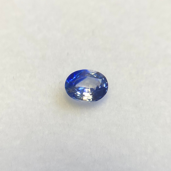 バイカラーサファイア ルース 0.20ct 1枚目の画像