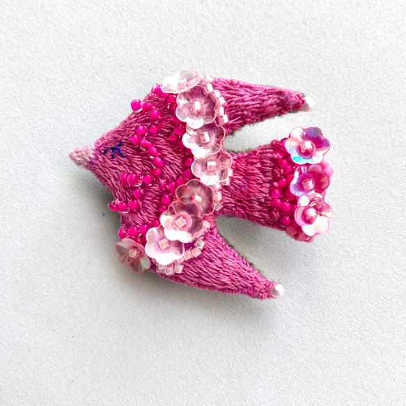 "pink pink pink"  花鳥　刺繍鳥ブローチ 7枚目の画像