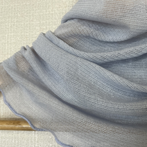 すべすべ肌感シルク20%ポリエステル80%ブルーシルク手作りネック  