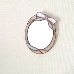 新作✧  『 りぼんの壁掛け鏡⑅⋈ 』　ピーチピンク　ステンドグラス 8枚目の画像