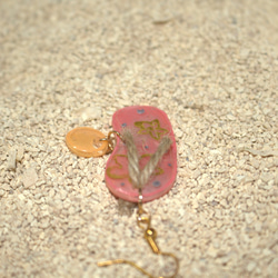 Sandal  サンダルのピアス　花 1枚目の画像
