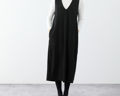 タグ付き！YONFA♡Vネック　コットン　ロングワンピース　ウォッシャブル 再販×11）コットンストレッチ Vネック ロングワンピース