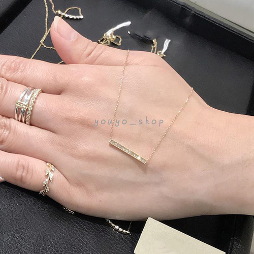 ストレートライン ダイヤモンド ネックレス かわいい 人気