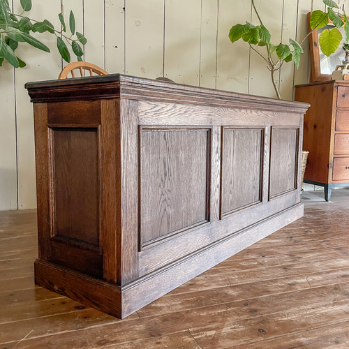 送料無料】高級アンティーク木製カウンターテーブル 重厚感 引き出し2