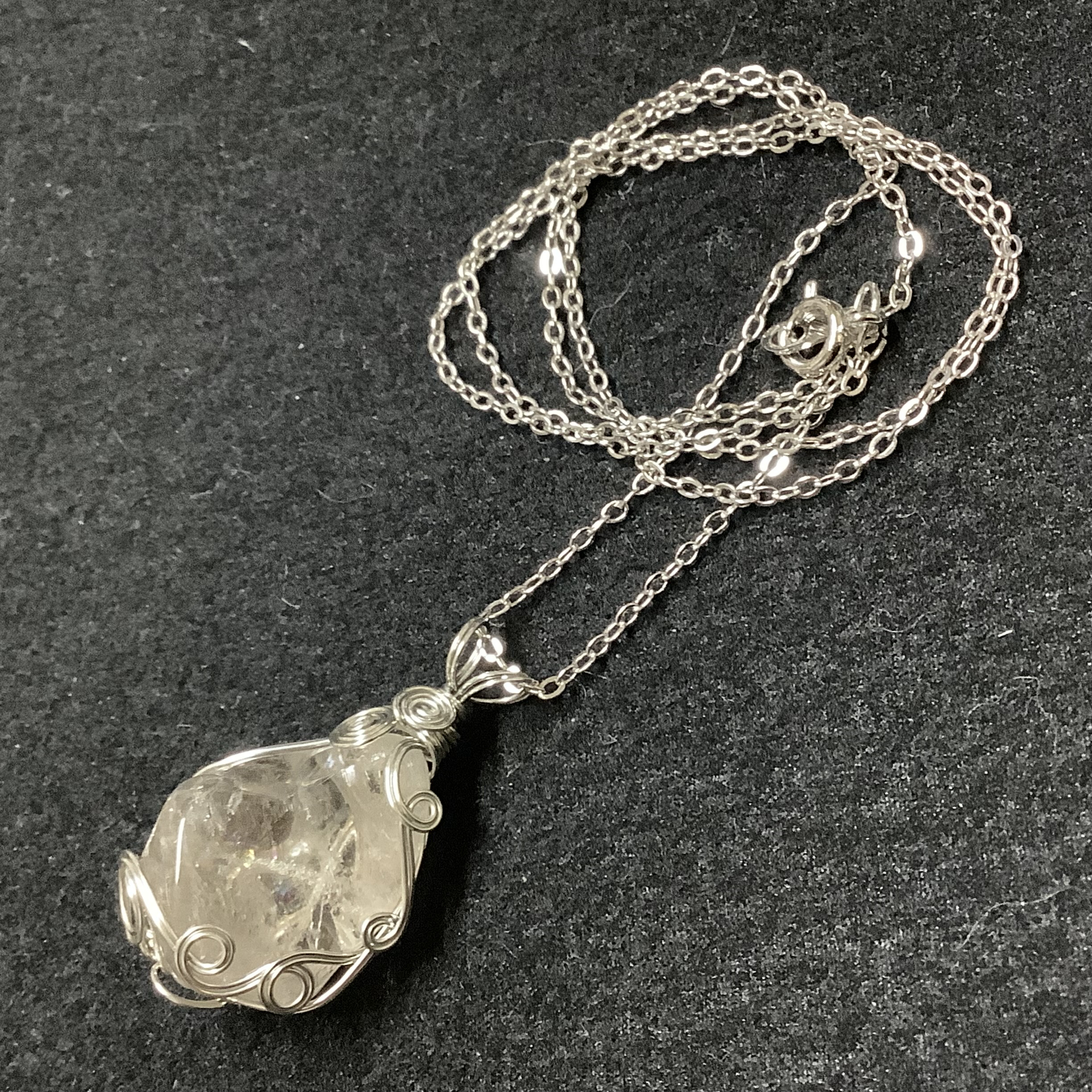 一点物☆ ヒーリングストーン 天然石 虹入りヒマラヤ水晶 原石 ネックレス