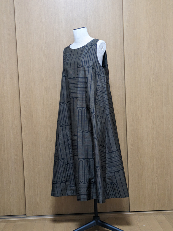 SOLD 着物リメイク ワンピース 大島紬 M〜L ワンピース さらあお