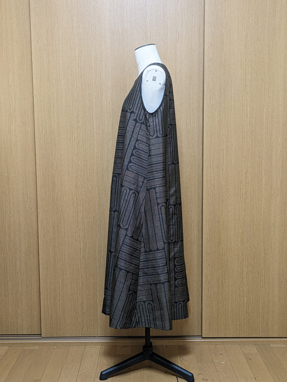 SOLD　着物リメイク　ワンピース　大島紬　M〜L 