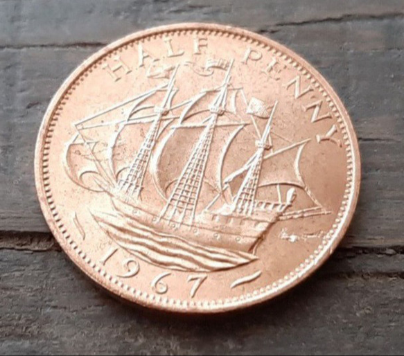 イギリス 英国 ハーフペニーコイン 1967年 10枚 船デザイン 直径25.5mm。重さ5.70g。 2枚目の画像