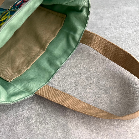 【ワケあり・数量限定】インド刺繍×帆布 ミニトートバッグ〈グリーン系〉 5枚目の画像