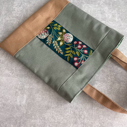 【ワケあり・数量限定】インド刺繍×帆布 ミニトートバッグ〈グリーン系〉 3枚目の画像