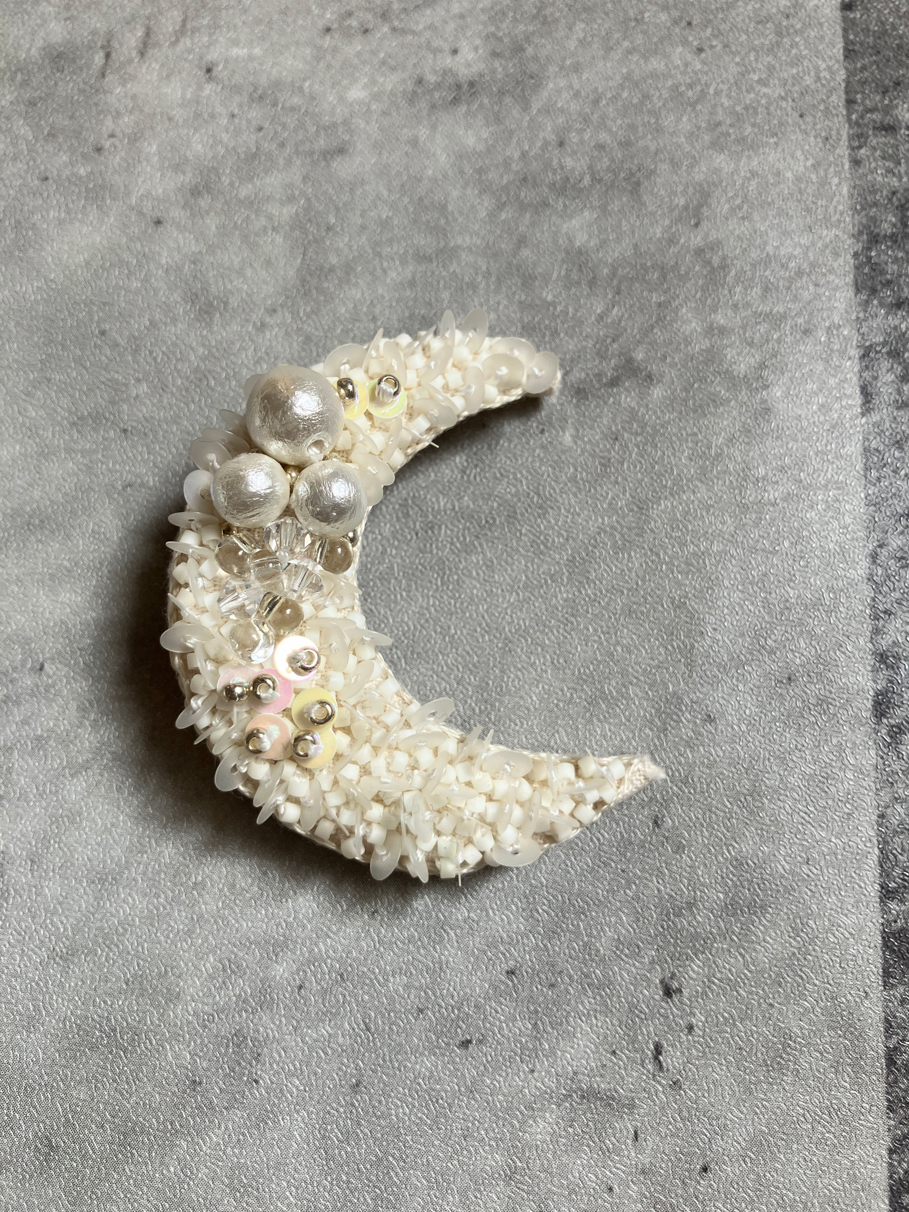 ホワイト ビーズ刺繍 AR22851 ホワイト ビーズ刺繍 AR22851