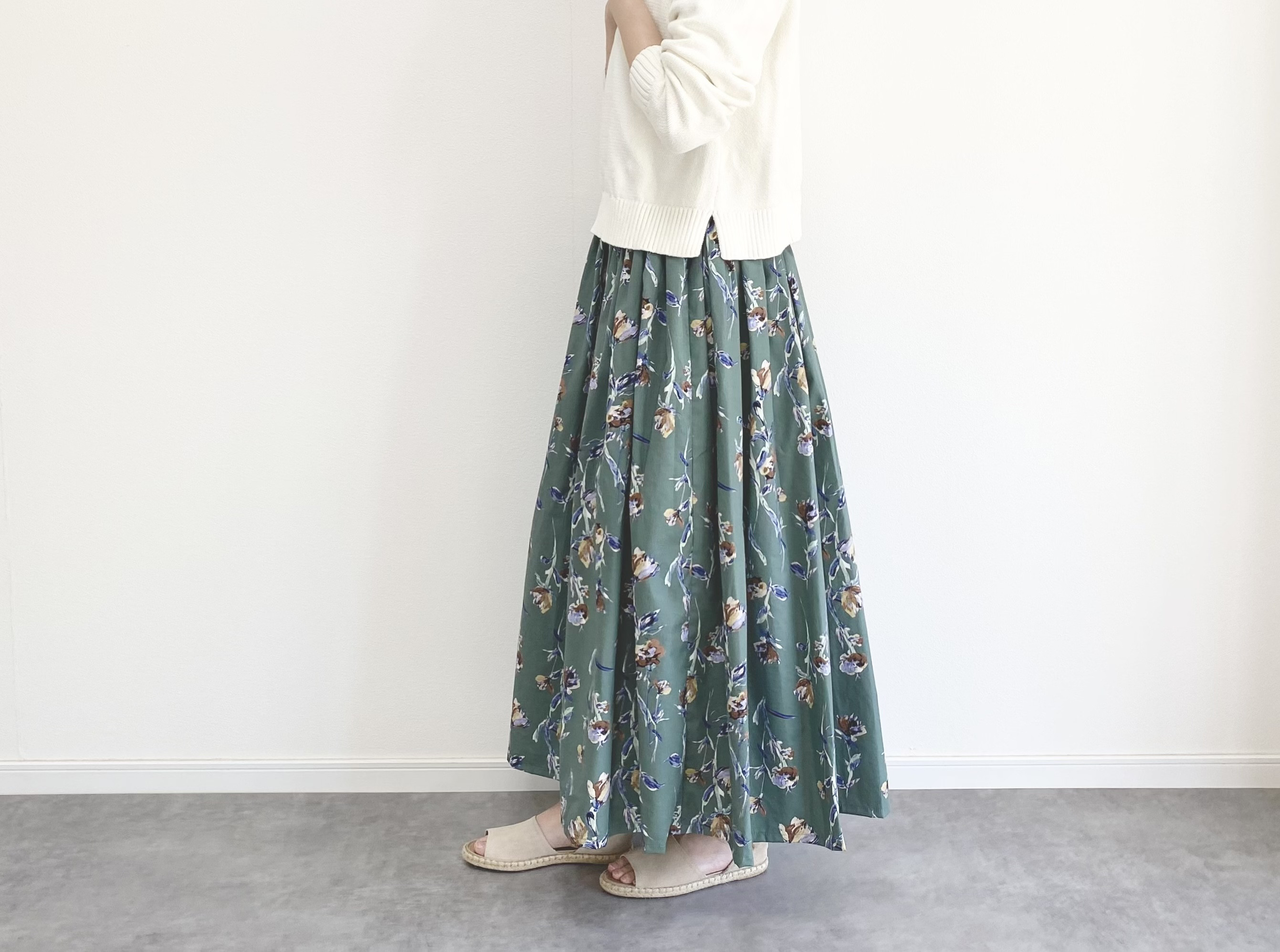♦︎メルマガ掲載♦︎ビンテージフラワー柄　コットンスカート　くすみグリーン