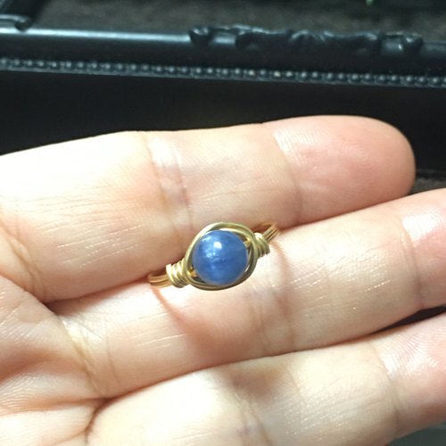 14kgf】【自発性と独立心を培う】カイヤナイトのワイヤーリング 指輪