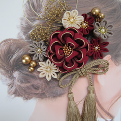受注制作】成人式 髪飾り つまみ細工 ちりめん ワインレッド 生成 卒業