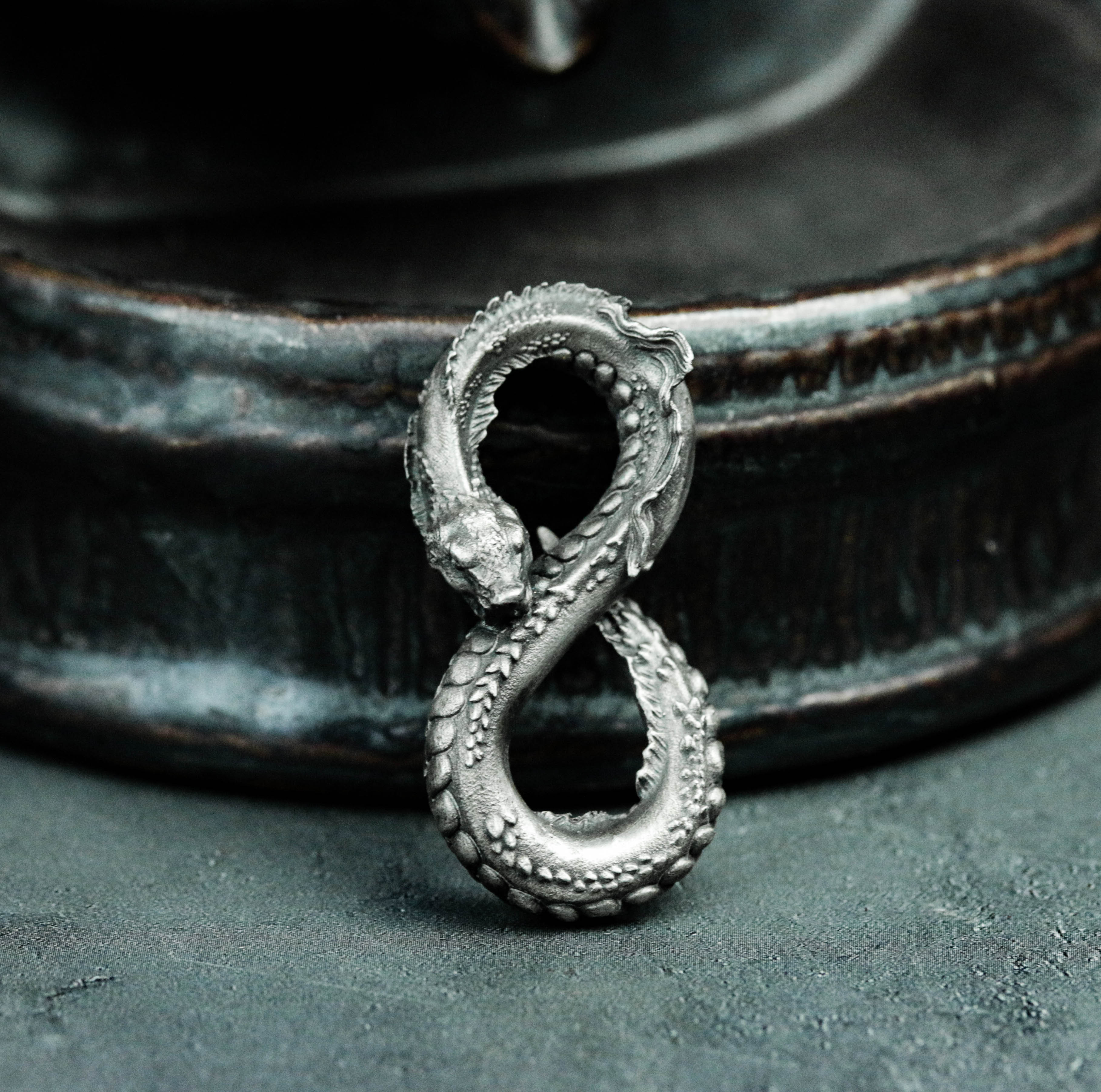 蛇/洪水ドラゴン925シルバーペンダントネックレス、毒蛇のネックレス、ゴシックパーソナライズされた蛇のペンダント手作りギ