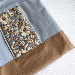 【ワケあり・数量限定】インド刺繍×帆布 ミニトートバッグ〈スカイブルー系〉 3枚目の画像