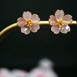 桜のピアス・イヤリング 3枚目の画像