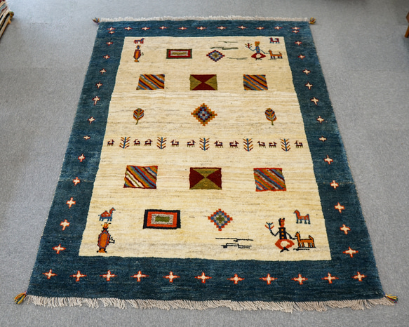 197×157cm【ペルシャ絨毯 手織りギャッベ】アマレ族ギャッベ ギャベ 1枚目の画像