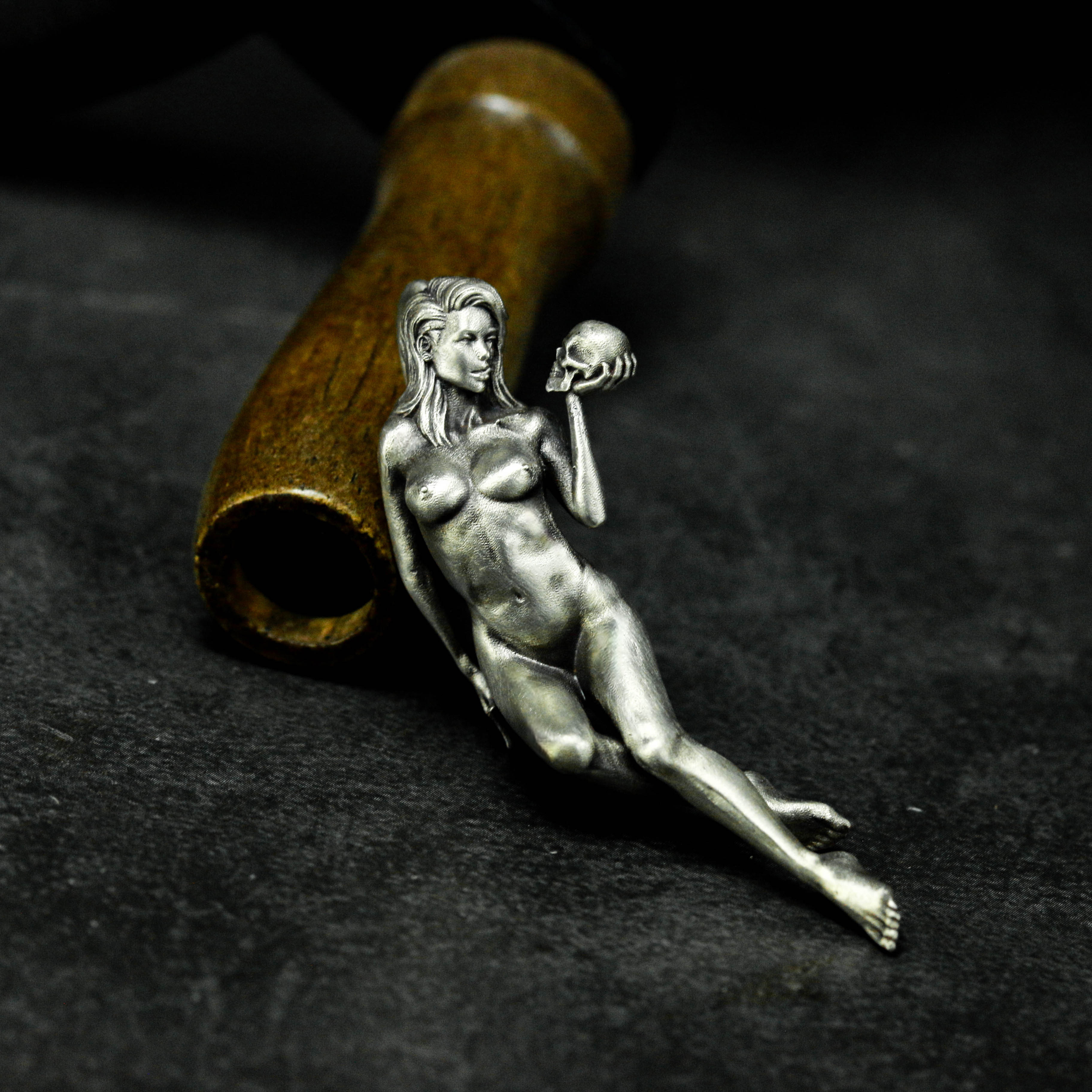 スカルとヌードガール925シルバーペンダントネックレス、邪悪な魔女のネックレス、鬼悪魔サキュバスゴブリンネックレスシル