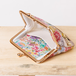 花柄刺繍とレザー  たくさん入る小さながま口財布 2枚目の画像