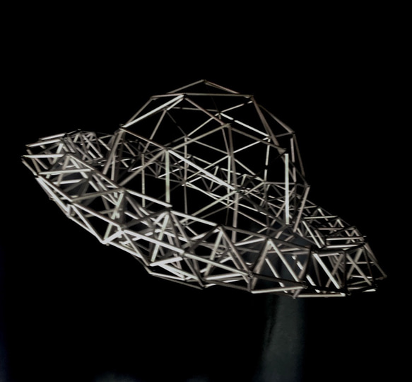 ヒンメリ「土星」モビール　野外使用可なアルミ製 宇宙 幾何学オブジェ　シルバー　クリスマスオーナメント 1枚目の画像