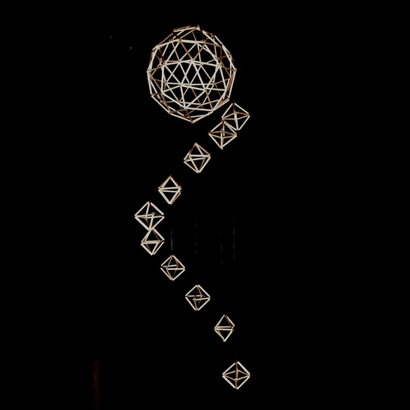 ヒンメリ「ミニ銀河」64cmモビール　野外使用可なアルミ製　幾何学オブジェ　シルバー　クリスマスオーナメント 1枚目の画像