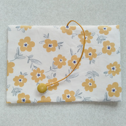 布のブックカバー(可愛い花カーキ） 3枚目の画像