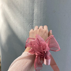 サンドピンクの花織り 4way 携帯電話ストラップ帽子キーホルダー手首の花手作り 5枚目の画像
