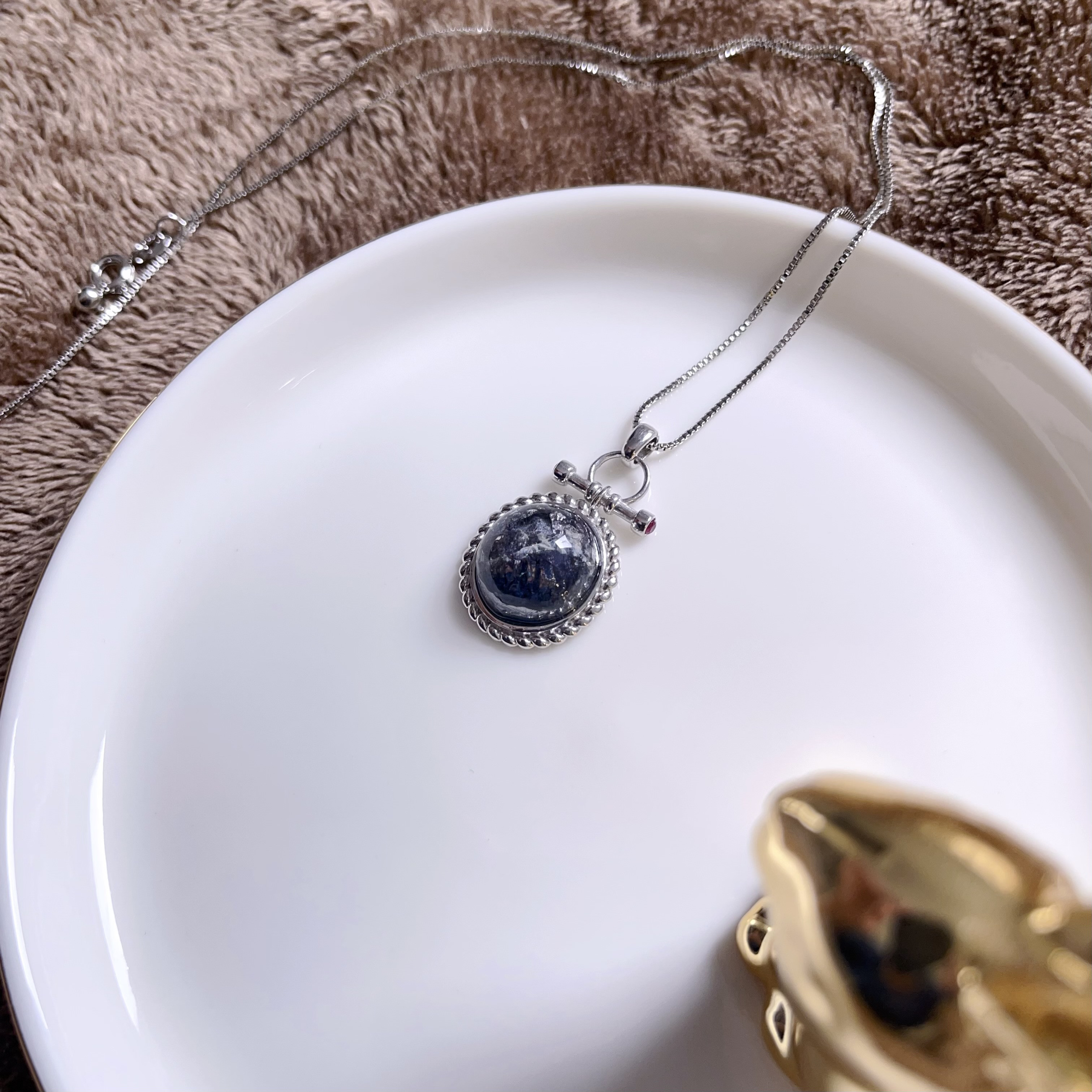 天然無処理　スティブナイトインクォーツ　デザイン　ペンダントトップ　No4722