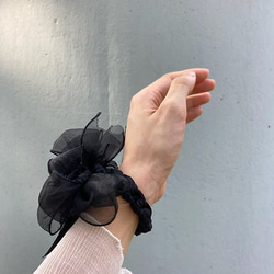 黒の花織り 4way 携帯電話ストラップ帽子キーホルダー手首の花手作り 2枚目の画像