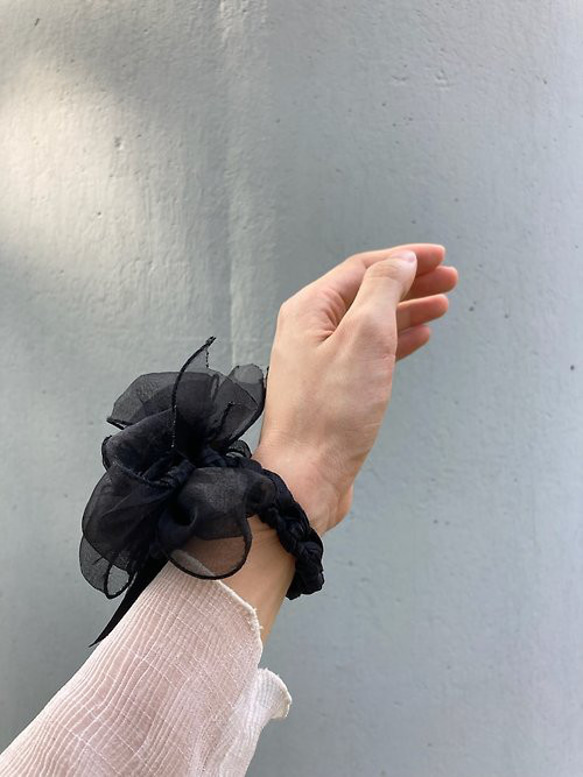 黒の花織り 4way 携帯電話ストラップ帽子キーホルダー手首の花手作り 5枚目の画像