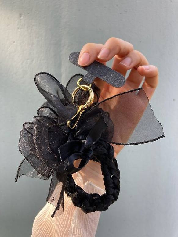 黒の花織り 4way 携帯電話ストラップ帽子キーホルダー手首の花手作り 3枚目の画像