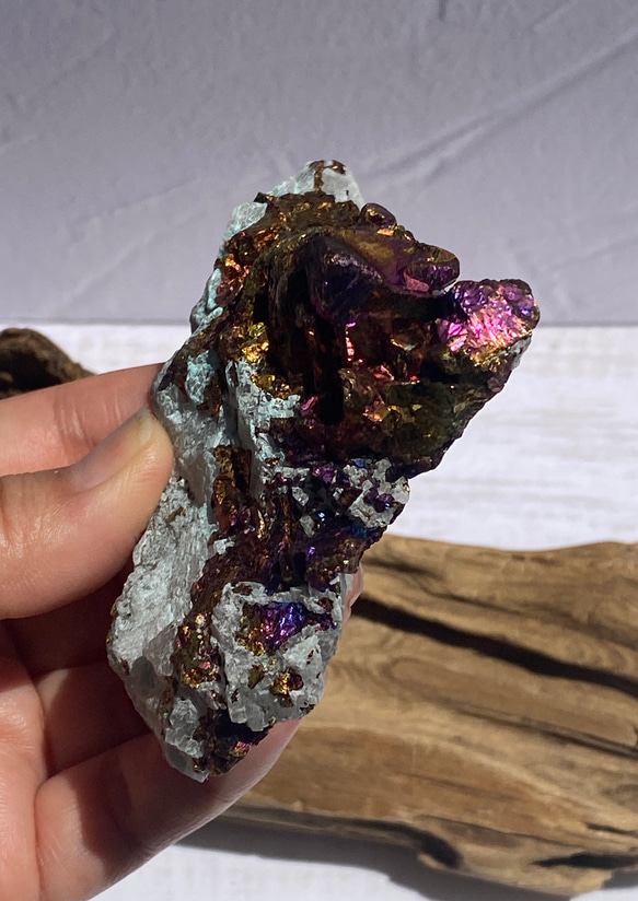 グレードがレア♡チャルコパイライト with クォーツ 鉱物標本 2401 天然石 天然色 6枚目の画像