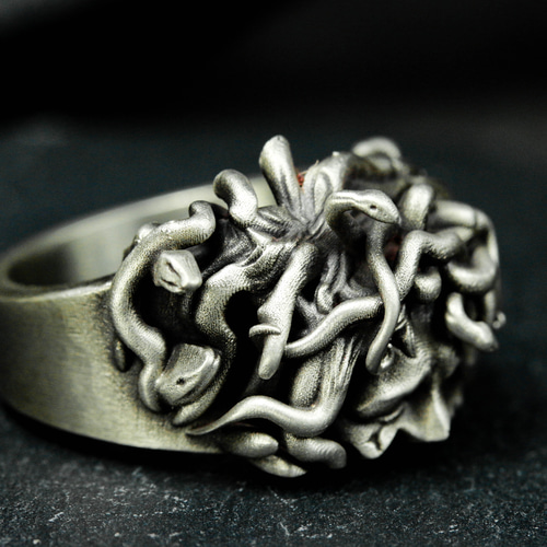 メデューサ彫刻 シルバー925 ネックレス メデューサ彫刻 シルバー925 ネックレス